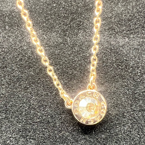 NWT Coach Tea Rose Gold Stud Set - Picture 3 of 3